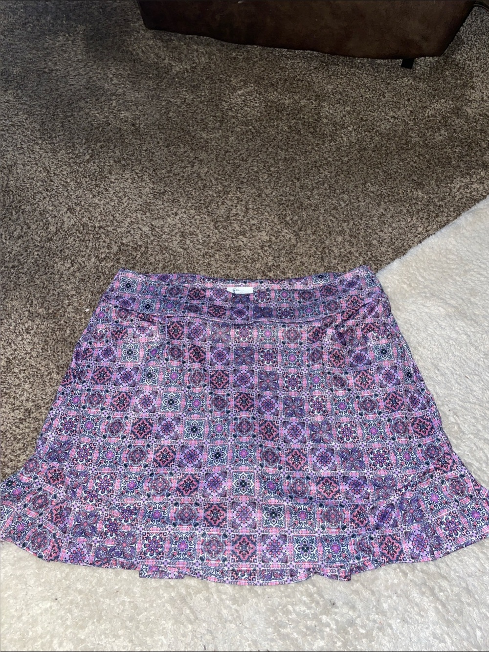 GAIAM Purple and Pink Mosaic A-Line Skort!